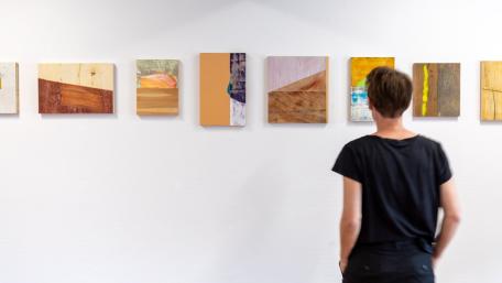 Jürgen Meyer-Isenmann, Holzwege, 20 Bilder, verschiedene Formate Foto: Bettina Matthiessen 